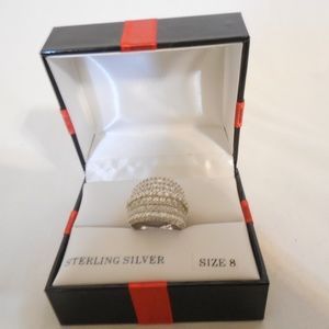 925 Sterling Silver size 8 Cubic Zirconia Baquette Ring